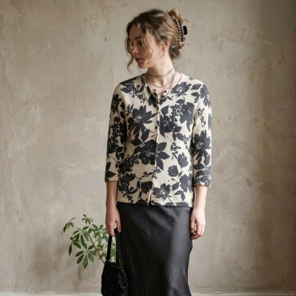 Y2K Vintage Elena Solano Cardigan Womens PM Cream Black Floral Lambswool Angora